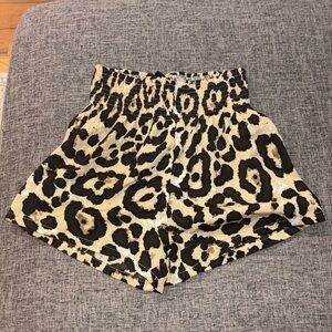 📚5/$25📚 Women’s Flowy and Wide High Waisted Shorts